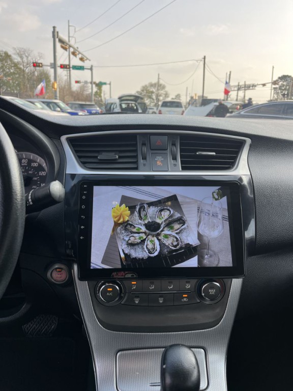 2014 Nissan Sentra Image 40