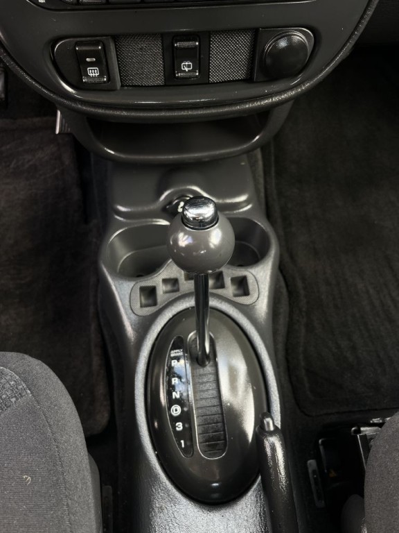 2005 Chrysler PT Cruiser Image 12