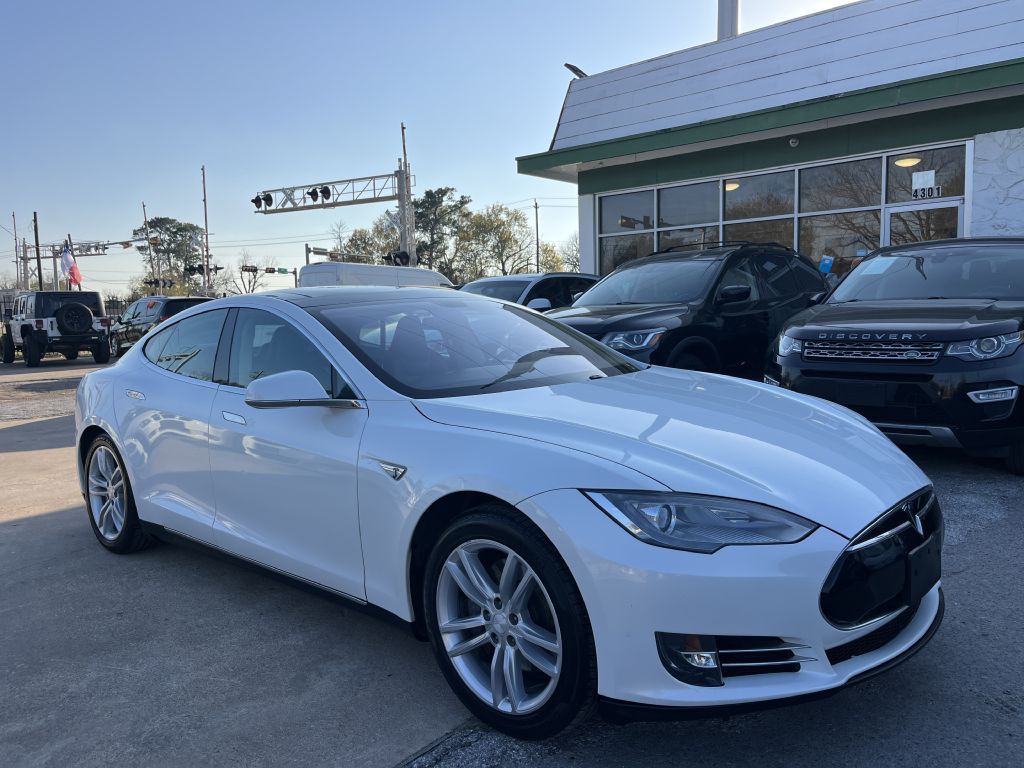 2013 Tesla Model S Image 21