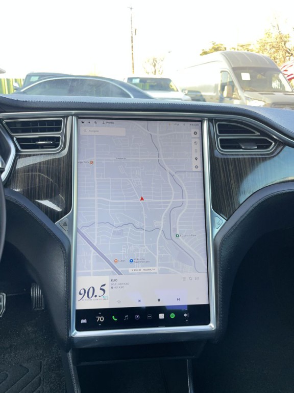 2013 Tesla Model S Image 35