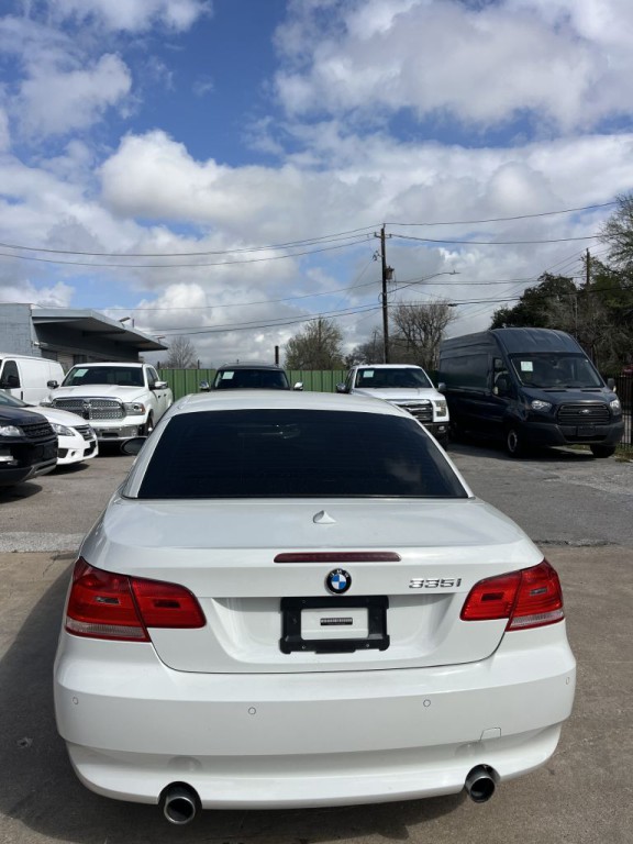 2008 BMW 3 Series Image 25