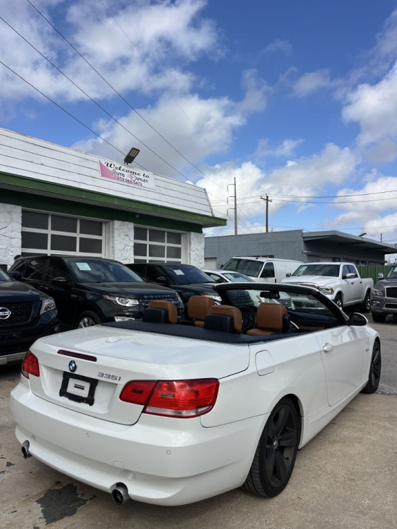 2008 BMW 3 Series Image 32