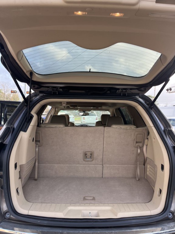 2010 Buick Enclave Image 17
