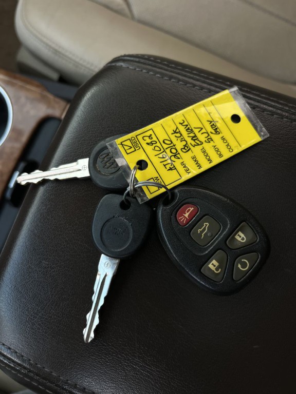 2010 Buick Enclave Image 27