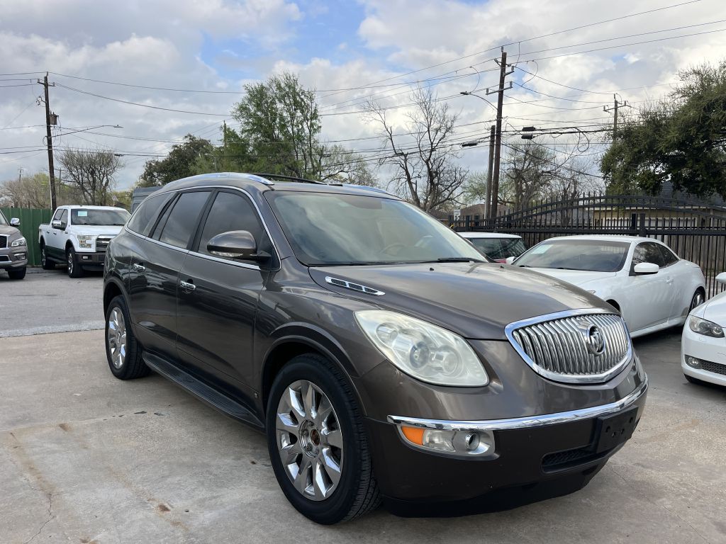 2010 Buick Enclave Image 2