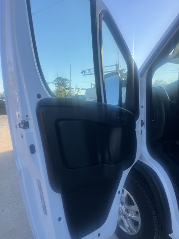 2024 RAM Promaster Image 32