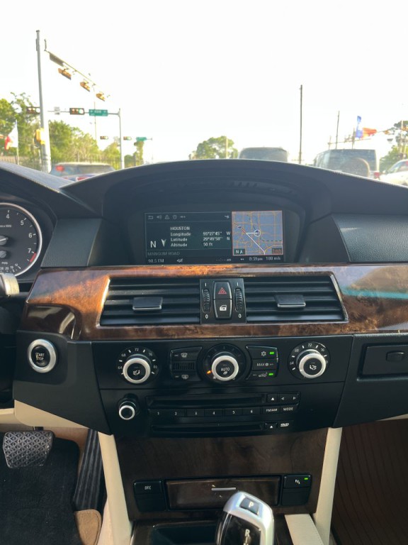 2008 BMW 5 Series Image 9