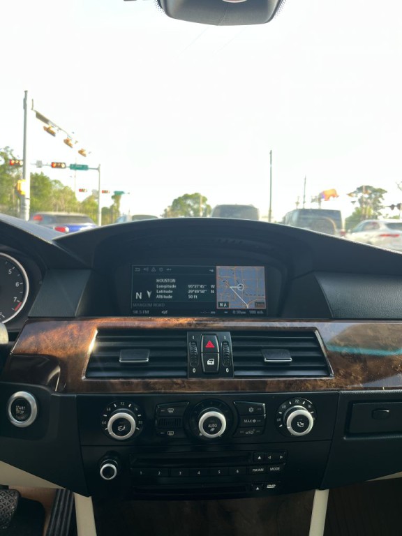 2008 BMW 5 Series Image 24