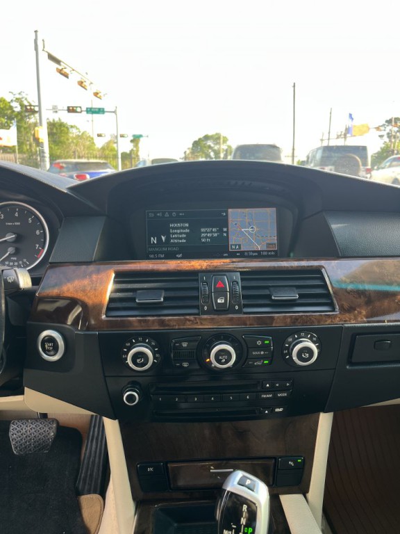 2008 BMW 5 Series Image 28