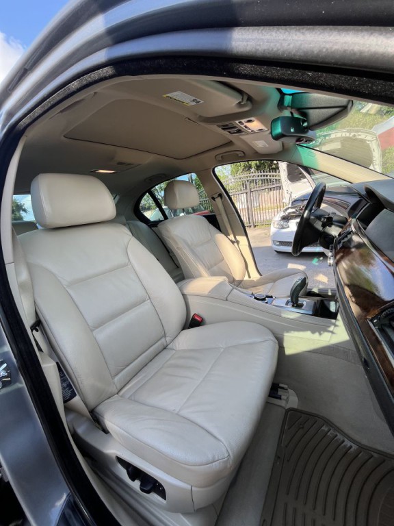 2008 BMW 5 Series Image 34