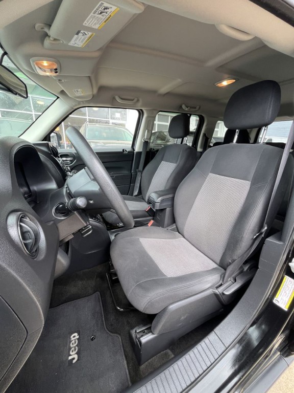 2014 Jeep Patriot Image 16