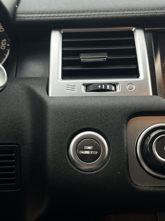 2012 Land Rover Range Rover Sport Image 39