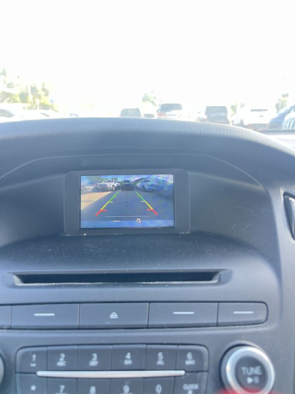 2017 Ford Focus Image 17