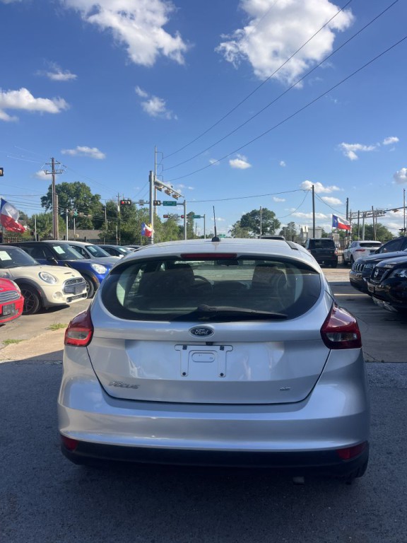 2017 Ford Focus Image 27