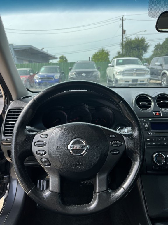 2012 Nissan Altima Image 8