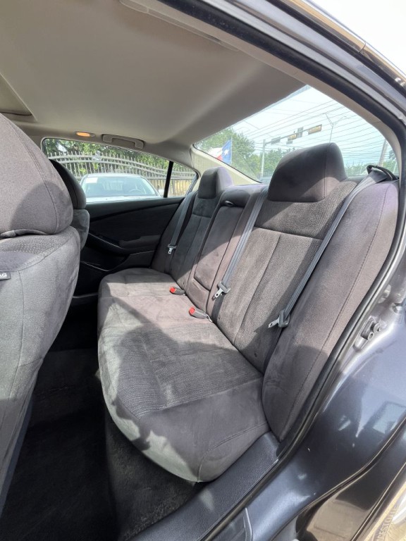 2012 Nissan Altima Image 15