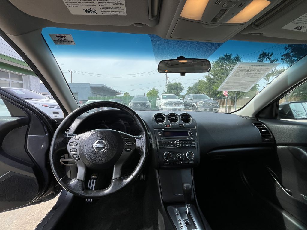 2012 Nissan Altima Image 21