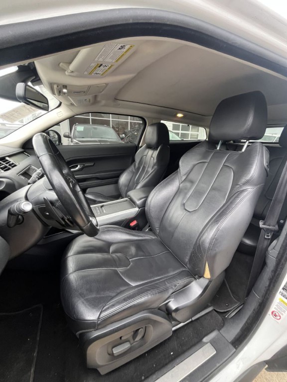 2015 Land Rover Range Rover Evoque Image 4