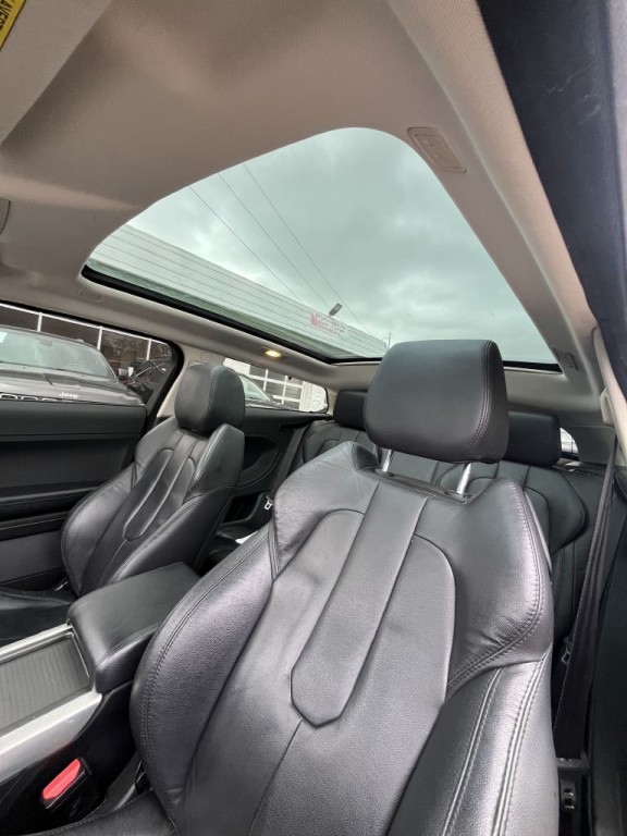 2015 Land Rover Range Rover Evoque Image 22