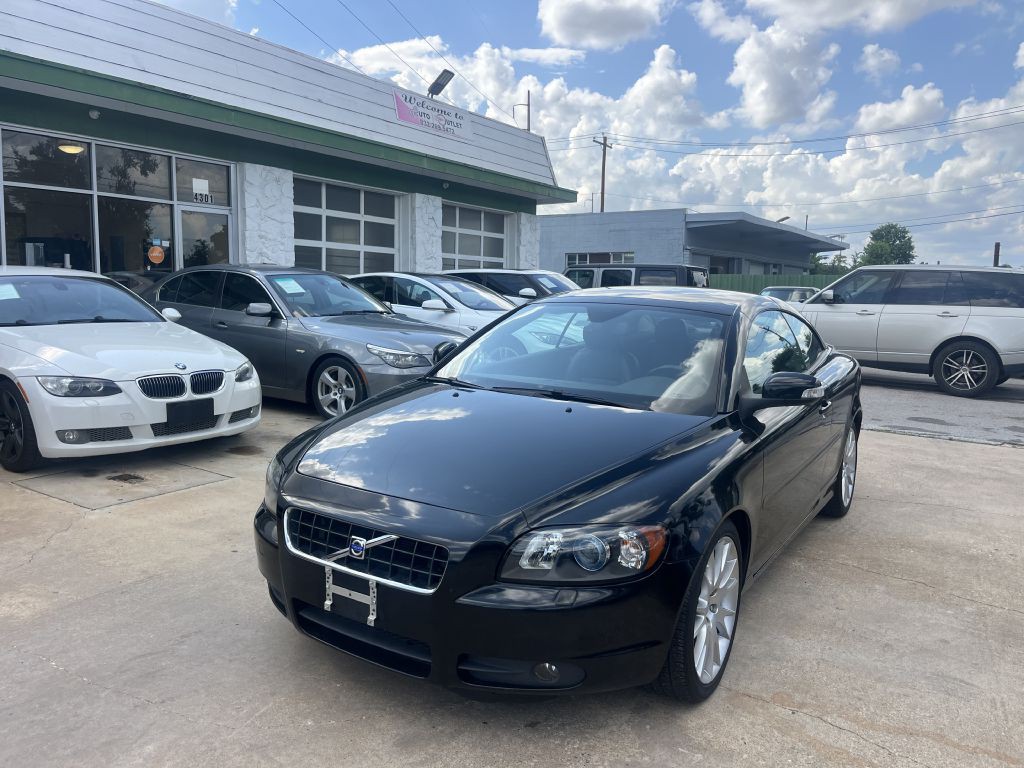 2008 Volvo C70 Image 2