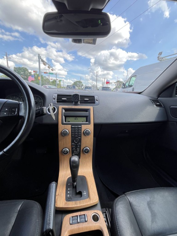 2008 Volvo C70 Image 8