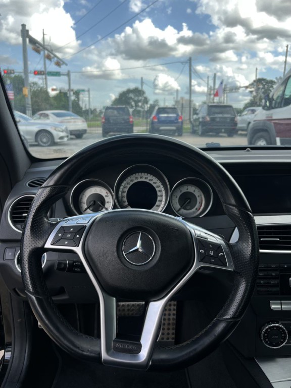2013 Mercedes-Benz C-Class Image 7
