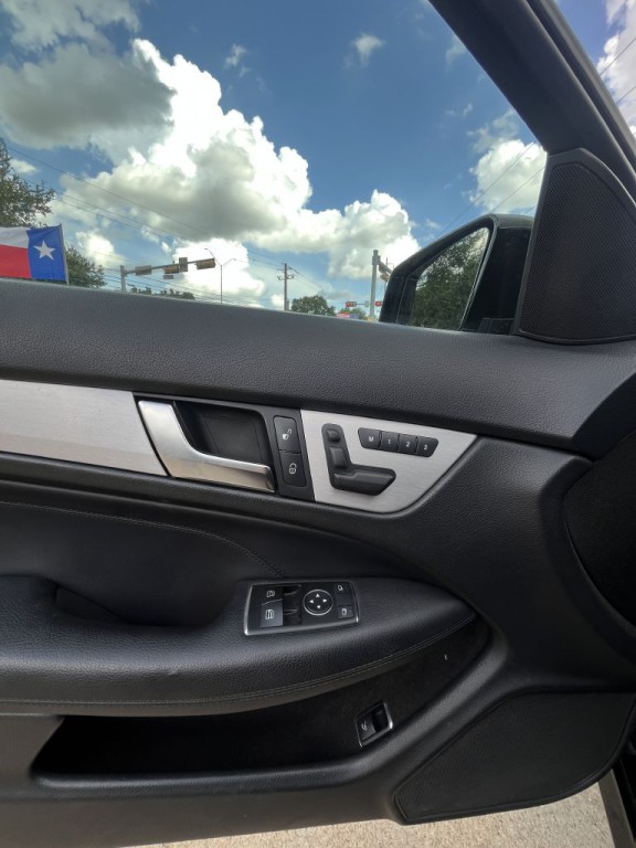 2013 Mercedes-Benz C-Class Image 65