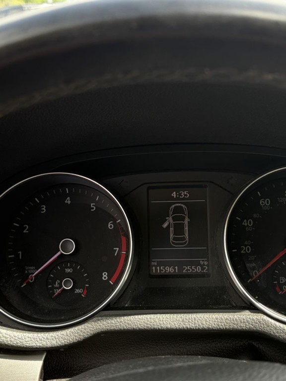 2018 Volkswagen Passat Image 35