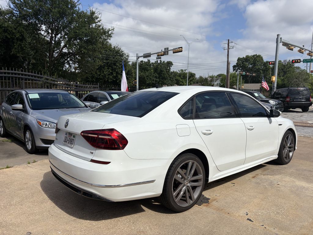 2018 Volkswagen Passat Image 50