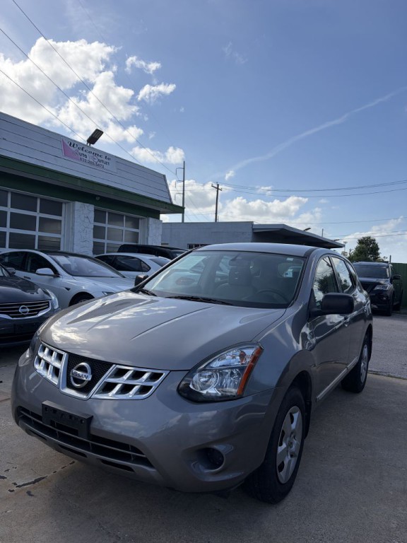 2014 Nissan Rogue Image 1