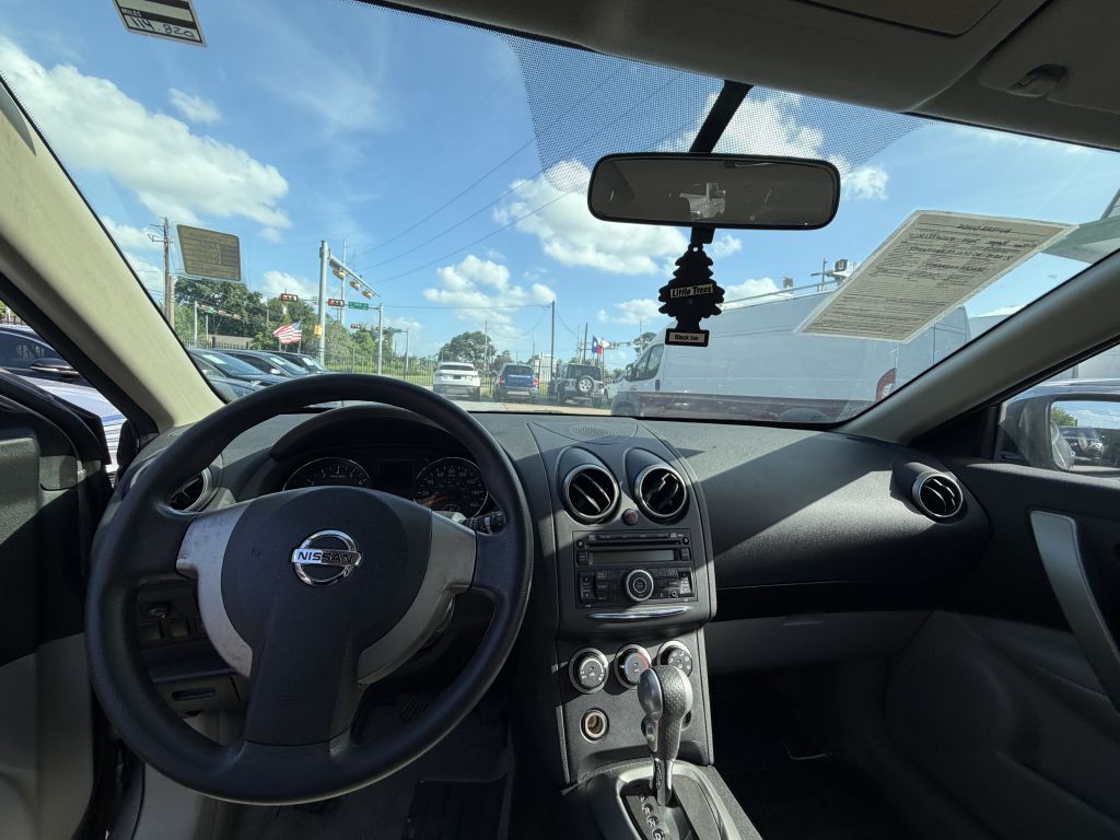 2014 Nissan Rogue Image 4
