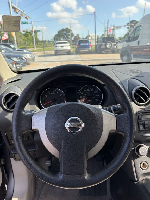 2014 Nissan Rogue Image 5