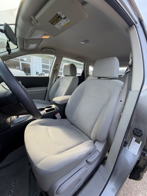 2014 Nissan Rogue Image 6