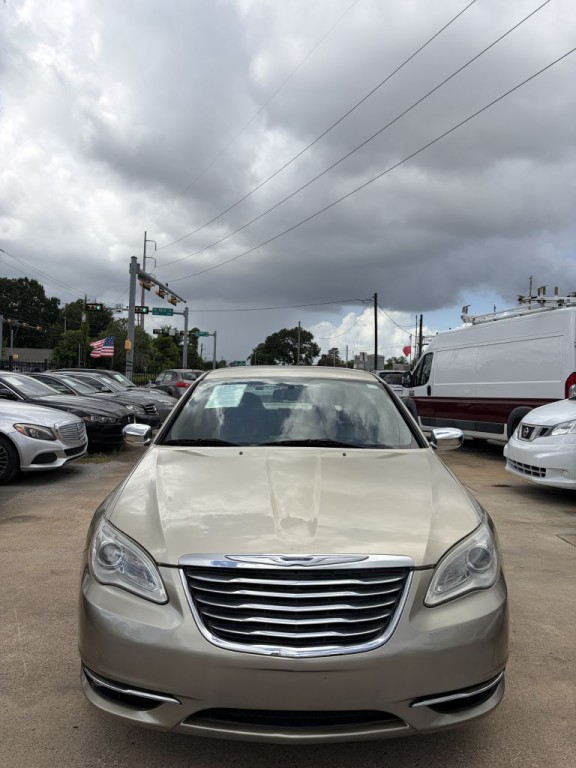 2011 Chrysler 200 Image 27