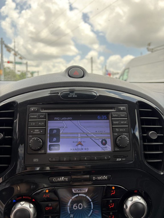 2011 Nissan Juke Image 13