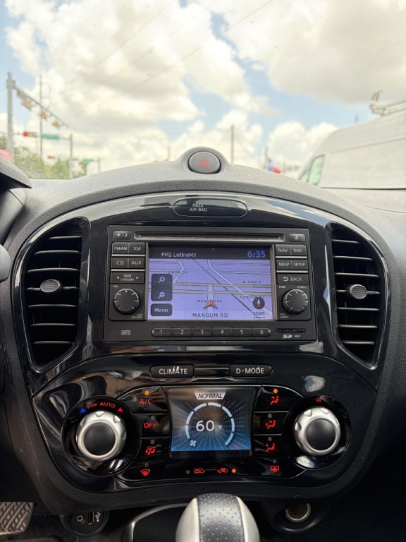 2011 Nissan Juke Image 15