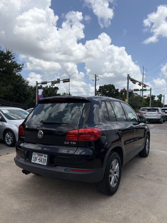 2012 Volkswagen Tiguan Image 8