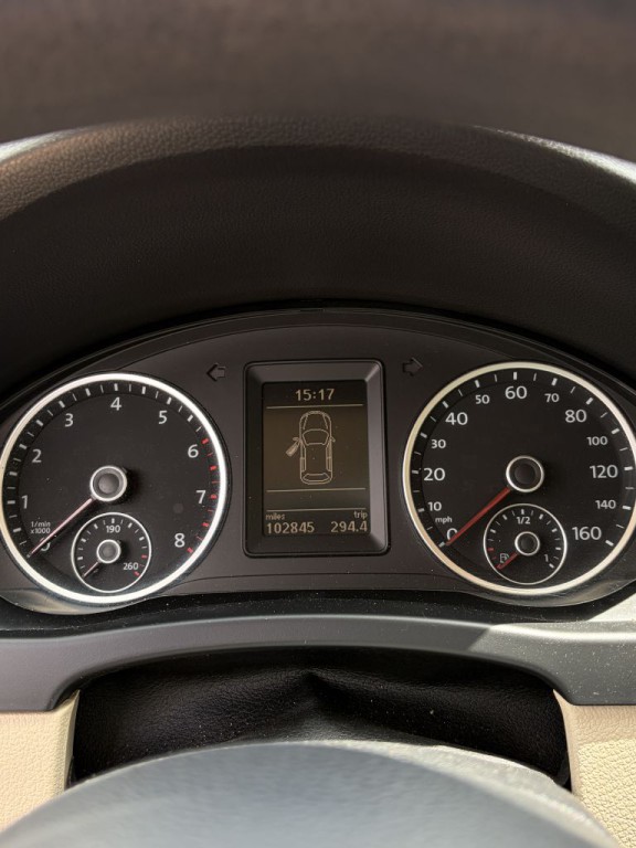 2012 Volkswagen Tiguan Image 15