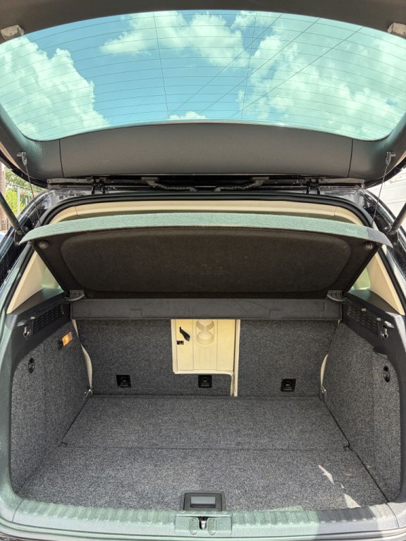 2012 Volkswagen Tiguan Image 20