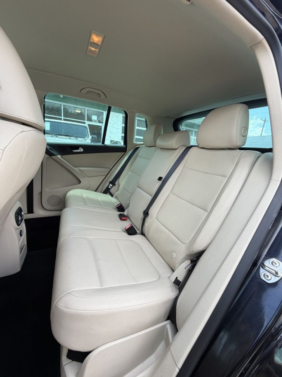 2012 Volkswagen Tiguan Image 23