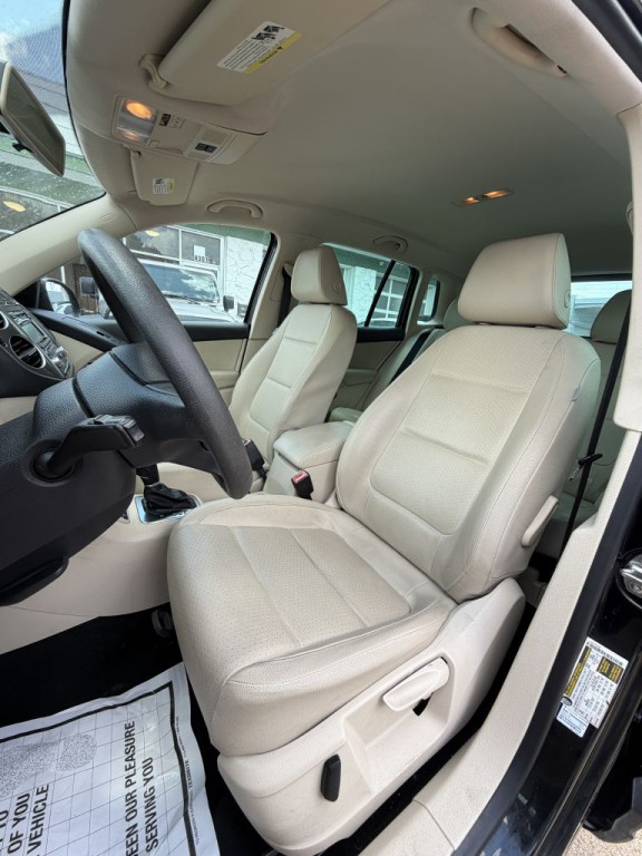 2012 Volkswagen Tiguan Image 27