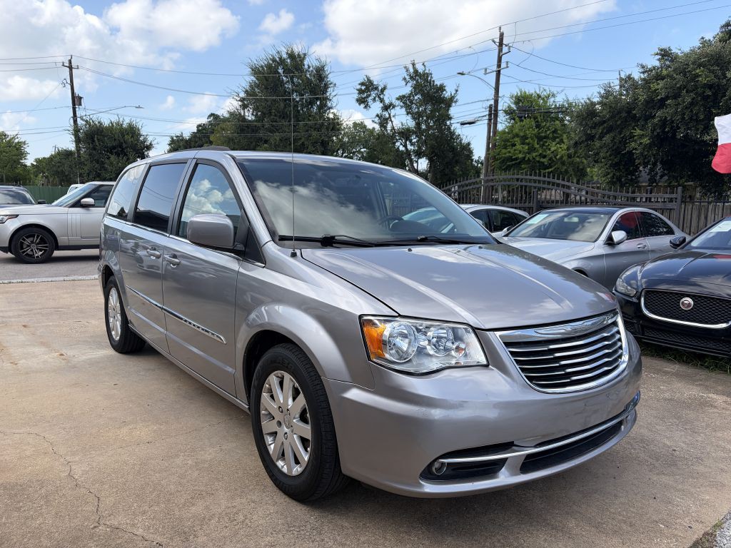 2014 Chrysler Town & Country Image 12