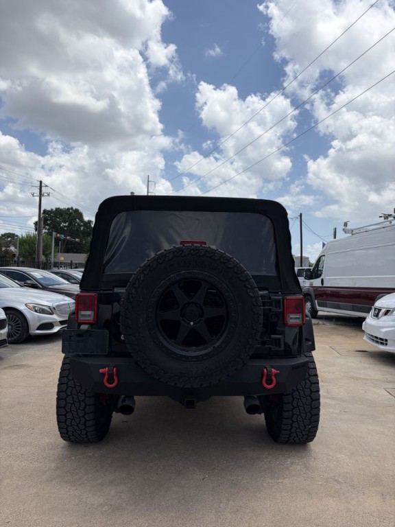 2011 Jeep Wrangler Unlimited Image 8