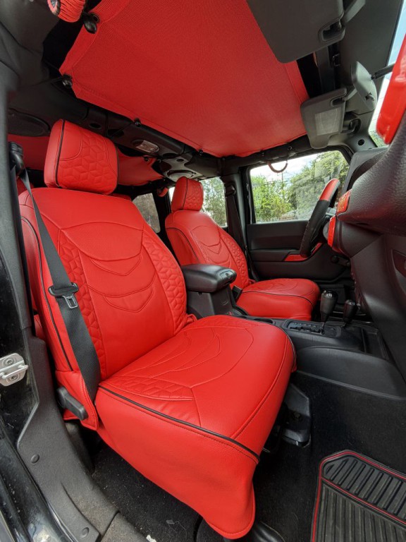 2011 Jeep Wrangler Unlimited Image 13