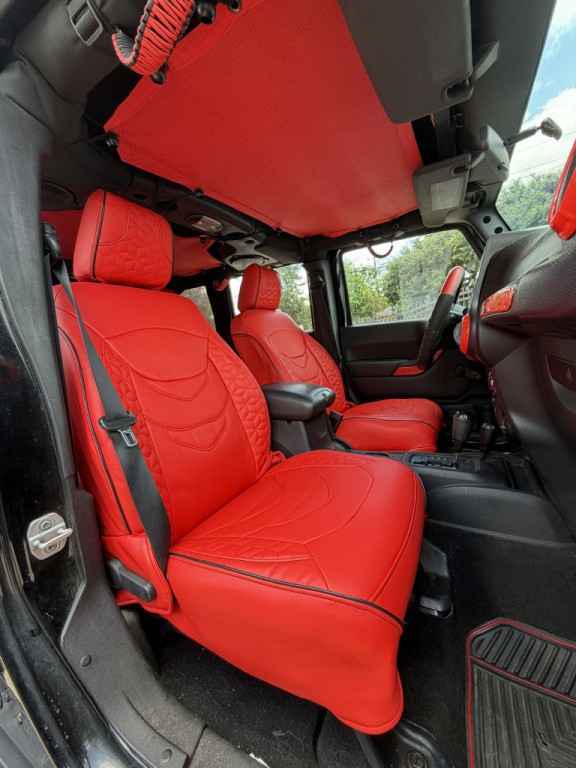 2011 Jeep Wrangler Unlimited Image 14