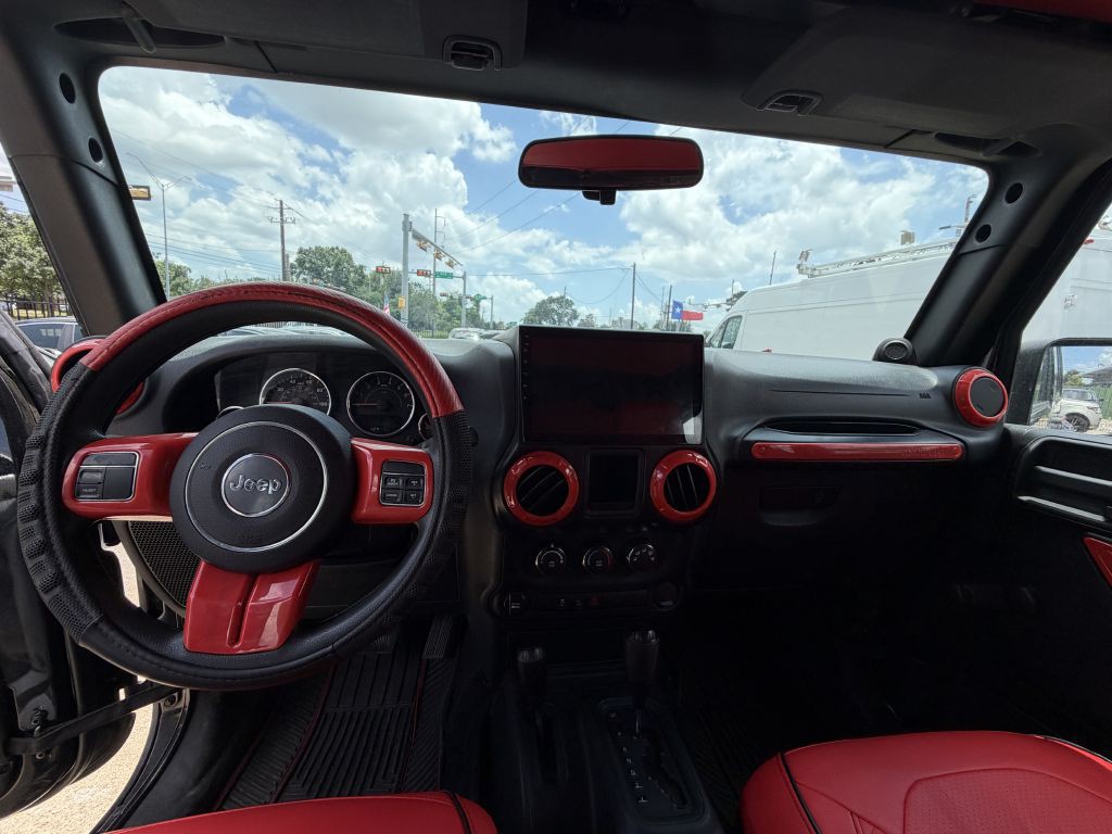 2011 Jeep Wrangler Unlimited Image 34