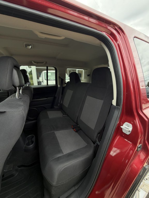 2012 Jeep Patriot Image 17