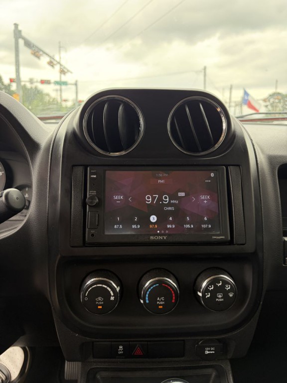 2012 Jeep Patriot Image 28