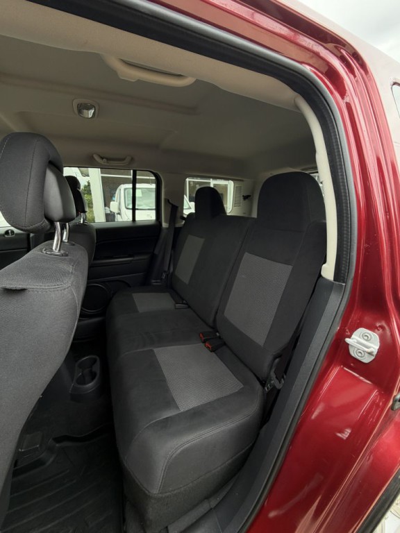 2012 Jeep Patriot Image 40