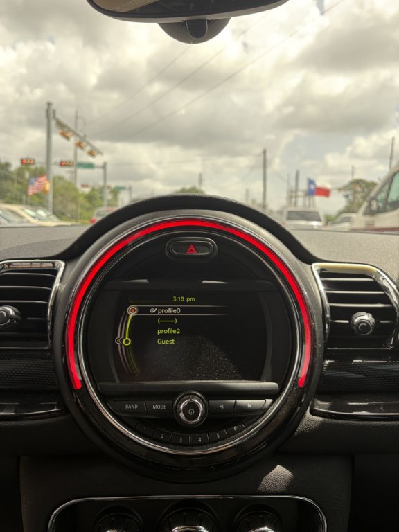 2016 MINI Cooper Image 31